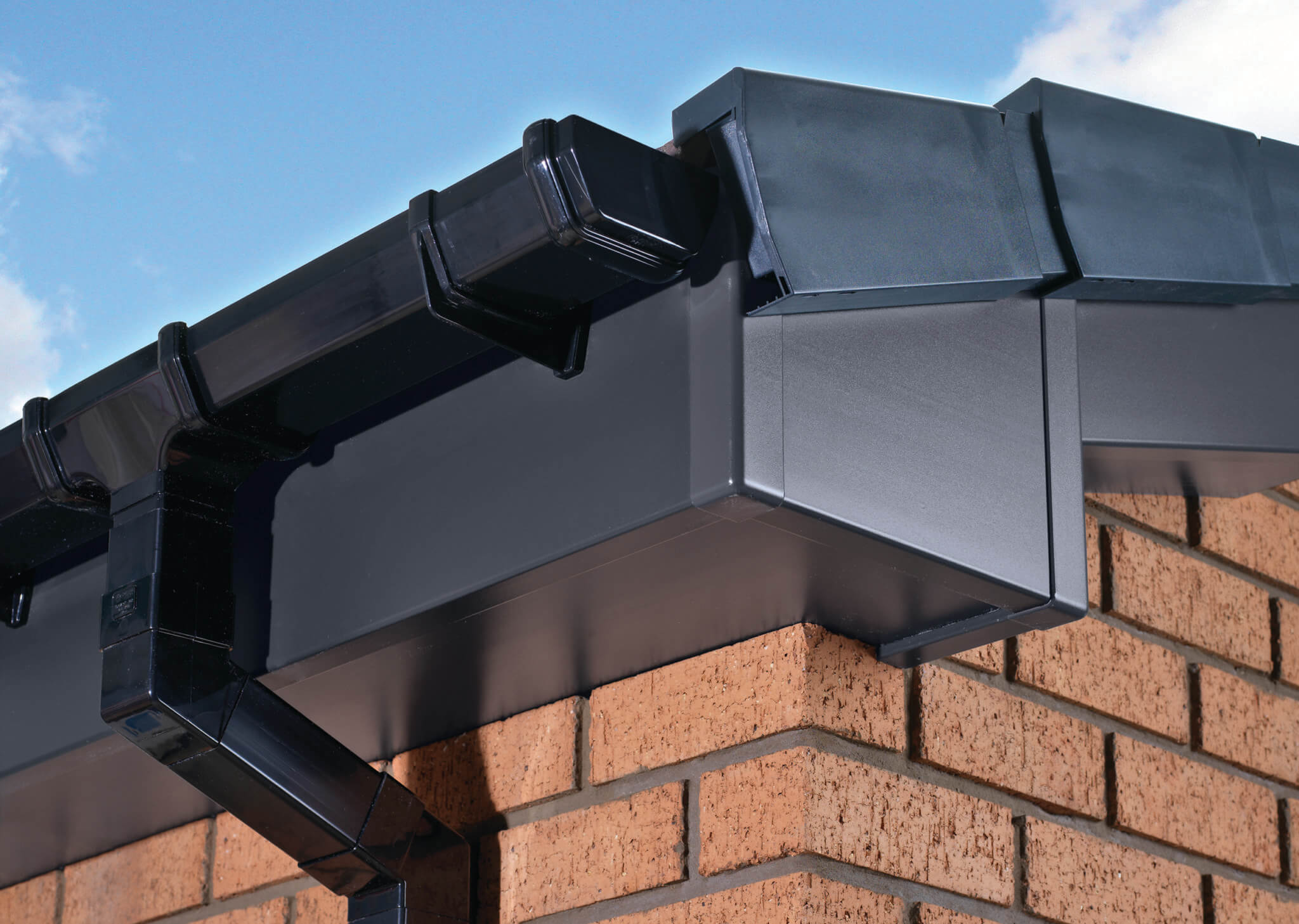 Fascias, Soffits, Guttering & Downpipes - Pennington And Kay